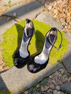 Boden Black Velvet Ankle-Strap Heels with Twisted Toe